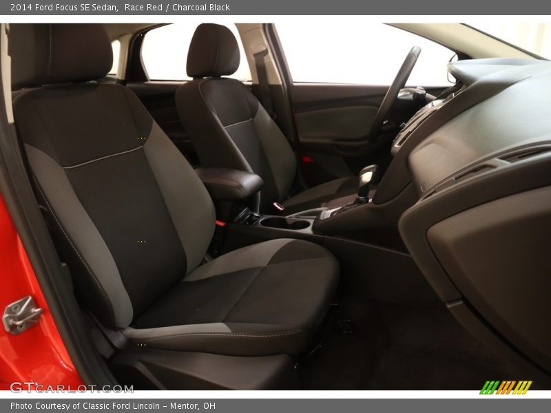 Race Red / Charcoal Black 2014 Ford Focus SE Sedan