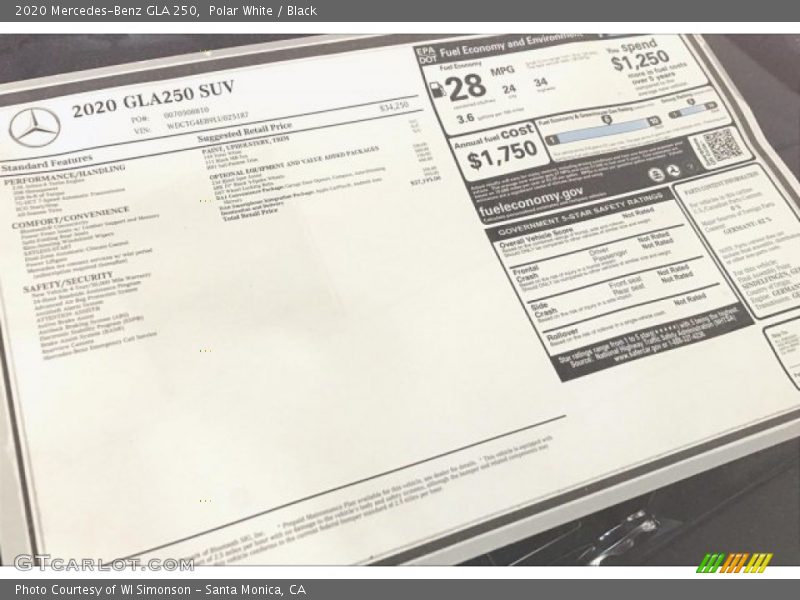 Polar White / Black 2020 Mercedes-Benz GLA 250