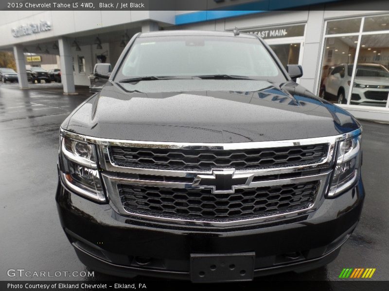 Black / Jet Black 2019 Chevrolet Tahoe LS 4WD