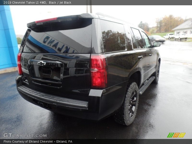 Black / Jet Black 2019 Chevrolet Tahoe LS 4WD