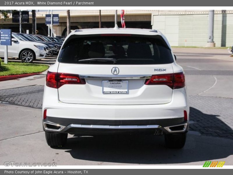 White Diamond Pearl / Parchment 2017 Acura MDX