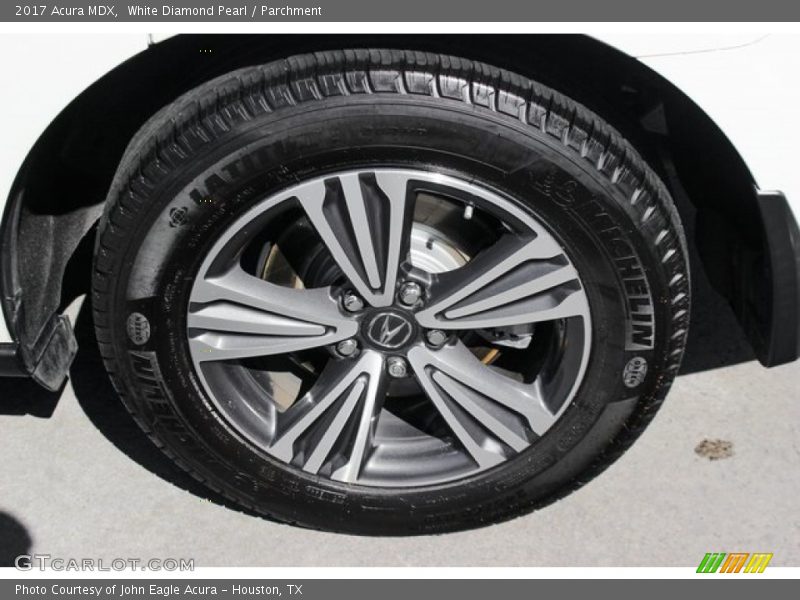 White Diamond Pearl / Parchment 2017 Acura MDX