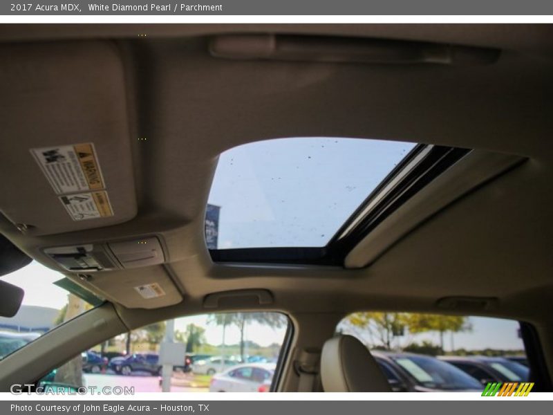 White Diamond Pearl / Parchment 2017 Acura MDX