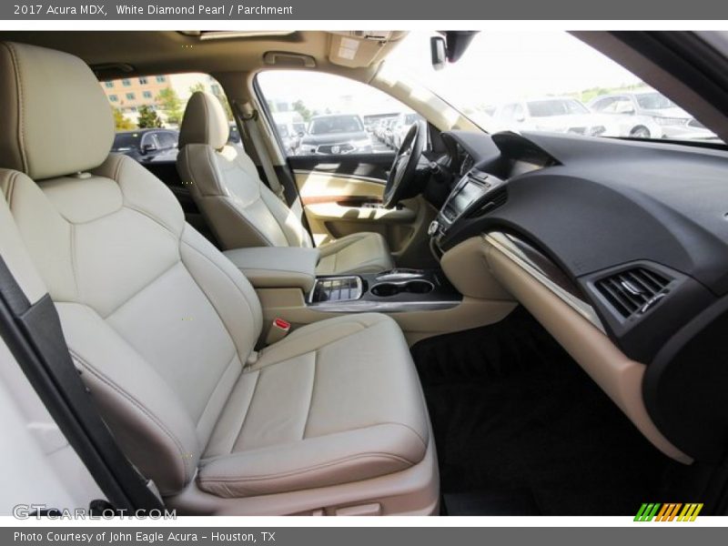 White Diamond Pearl / Parchment 2017 Acura MDX