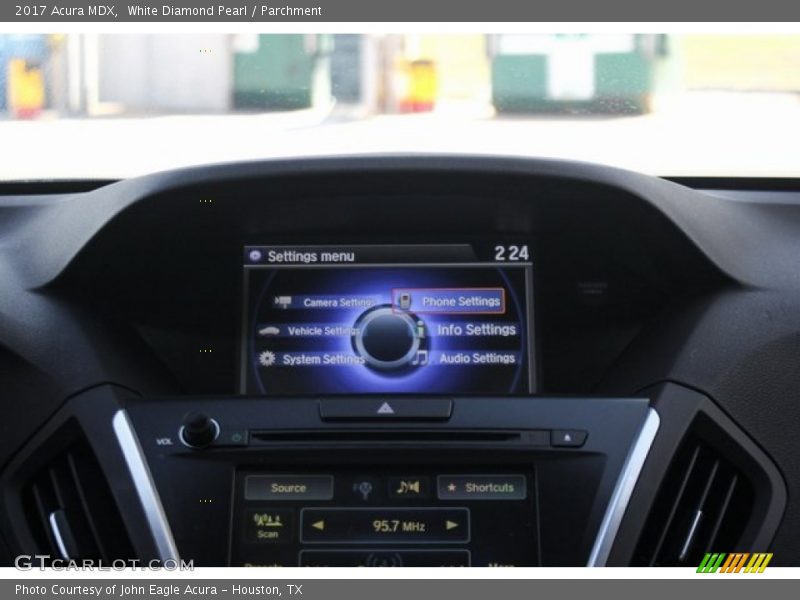 White Diamond Pearl / Parchment 2017 Acura MDX