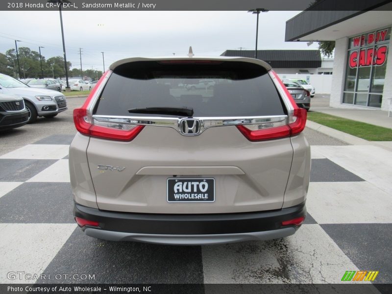 Sandstorm Metallic / Ivory 2018 Honda CR-V EX-L