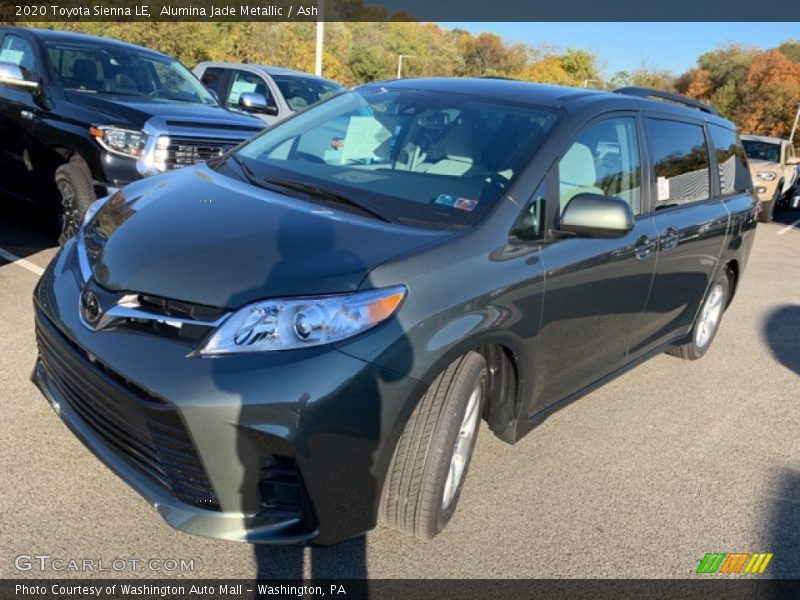 Alumina Jade Metallic / Ash 2020 Toyota Sienna LE