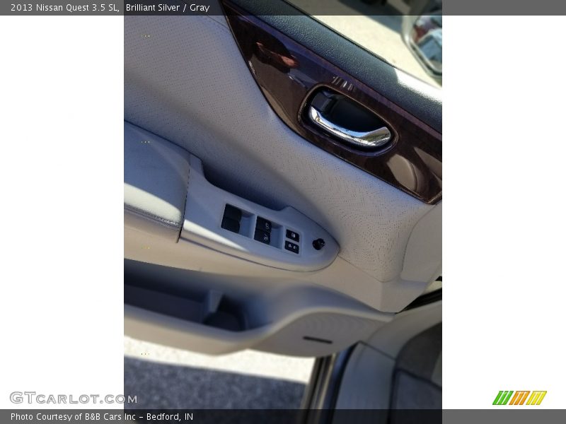 Brilliant Silver / Gray 2013 Nissan Quest 3.5 SL