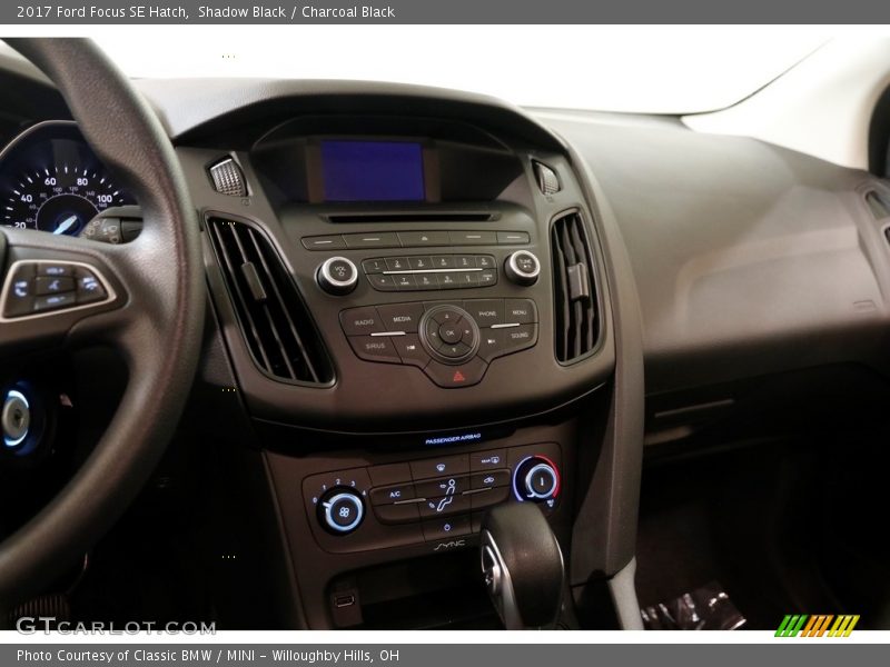 Shadow Black / Charcoal Black 2017 Ford Focus SE Hatch