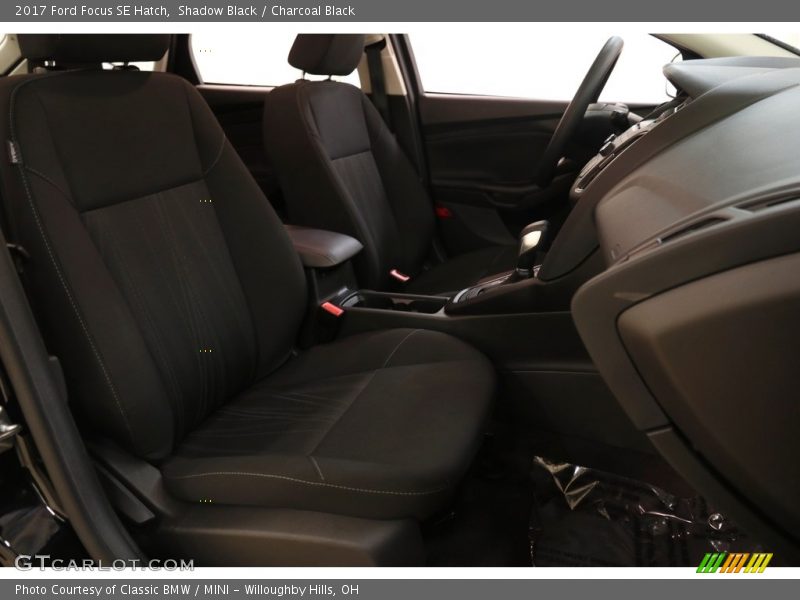 Shadow Black / Charcoal Black 2017 Ford Focus SE Hatch