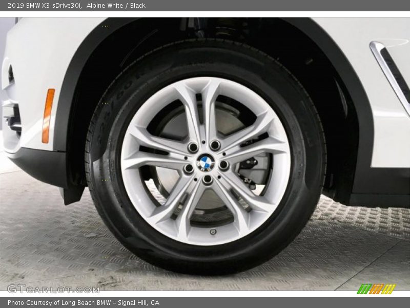 Alpine White / Black 2019 BMW X3 sDrive30i