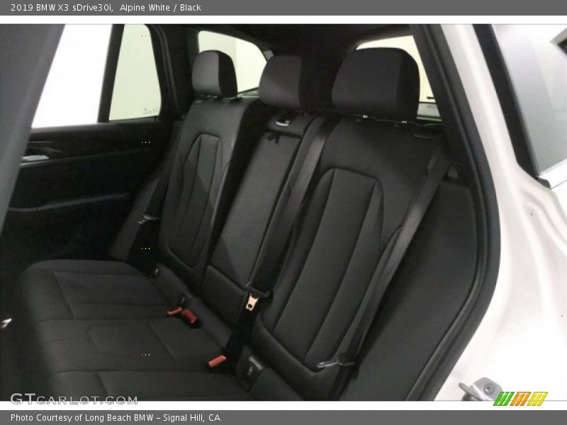 Alpine White / Black 2019 BMW X3 sDrive30i