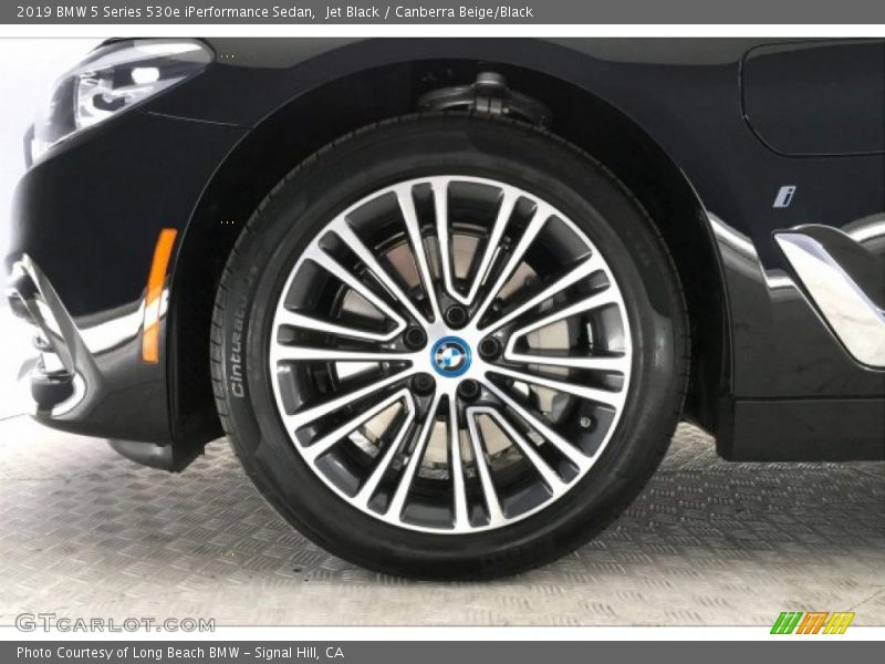 Jet Black / Canberra Beige/Black 2019 BMW 5 Series 530e iPerformance Sedan