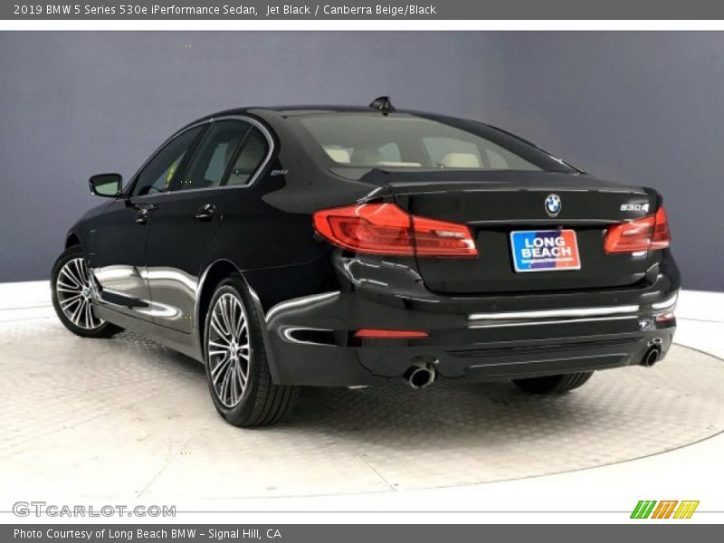 Jet Black / Canberra Beige/Black 2019 BMW 5 Series 530e iPerformance Sedan