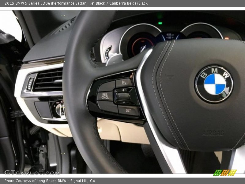 Jet Black / Canberra Beige/Black 2019 BMW 5 Series 530e iPerformance Sedan