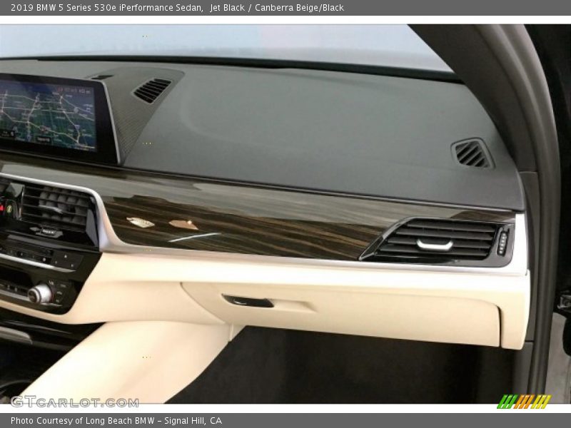 Jet Black / Canberra Beige/Black 2019 BMW 5 Series 530e iPerformance Sedan