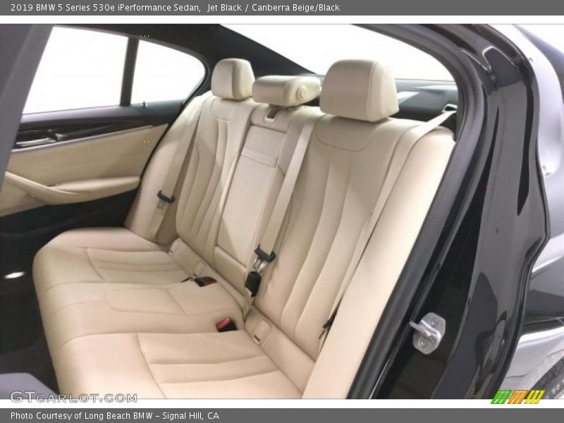 Jet Black / Canberra Beige/Black 2019 BMW 5 Series 530e iPerformance Sedan