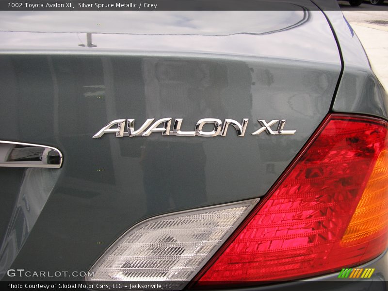 Silver Spruce Metallic / Grey 2002 Toyota Avalon XL