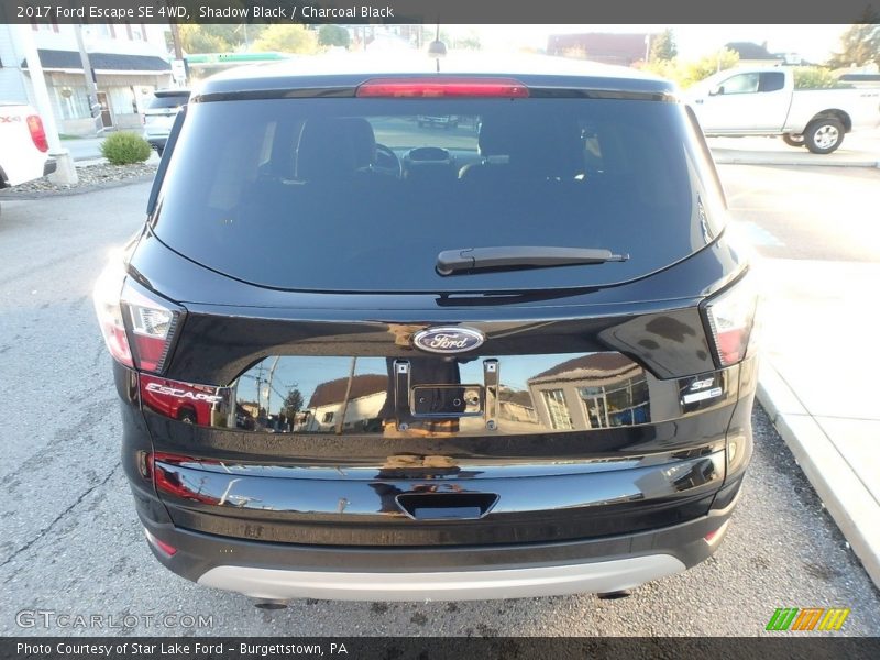 Shadow Black / Charcoal Black 2017 Ford Escape SE 4WD