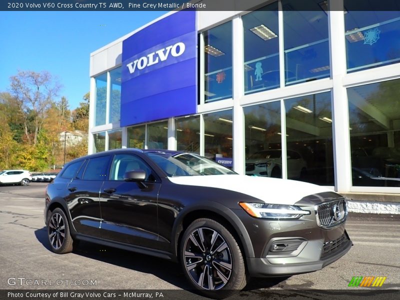 Pine Grey Metallic / Blonde 2020 Volvo V60 Cross Country T5 AWD