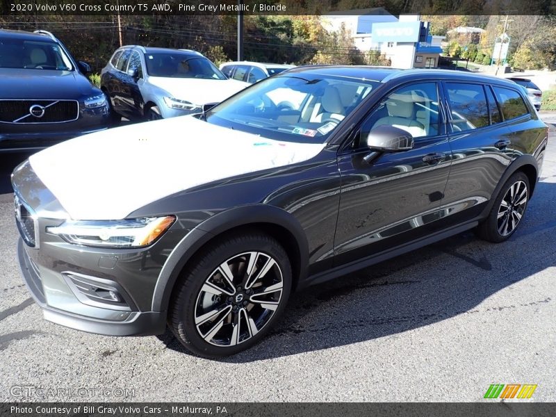 Pine Grey Metallic / Blonde 2020 Volvo V60 Cross Country T5 AWD