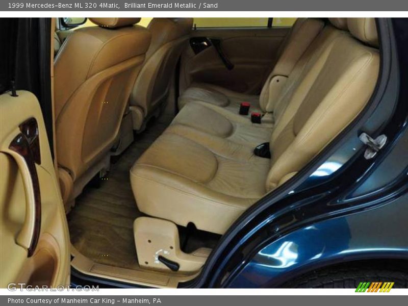 Brilliant Emerald Metallic / Sand 1999 Mercedes-Benz ML 320 4Matic