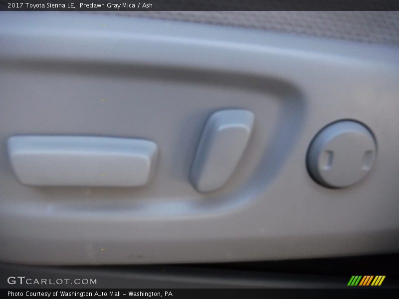 Predawn Gray Mica / Ash 2017 Toyota Sienna LE