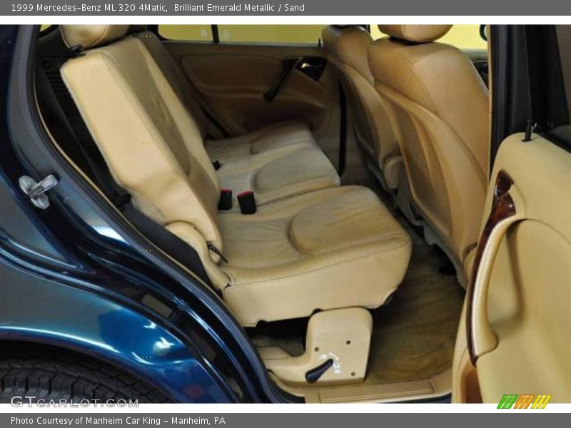 Brilliant Emerald Metallic / Sand 1999 Mercedes-Benz ML 320 4Matic