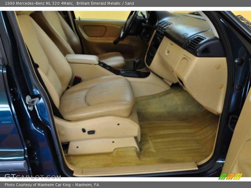 Brilliant Emerald Metallic / Sand 1999 Mercedes-Benz ML 320 4Matic