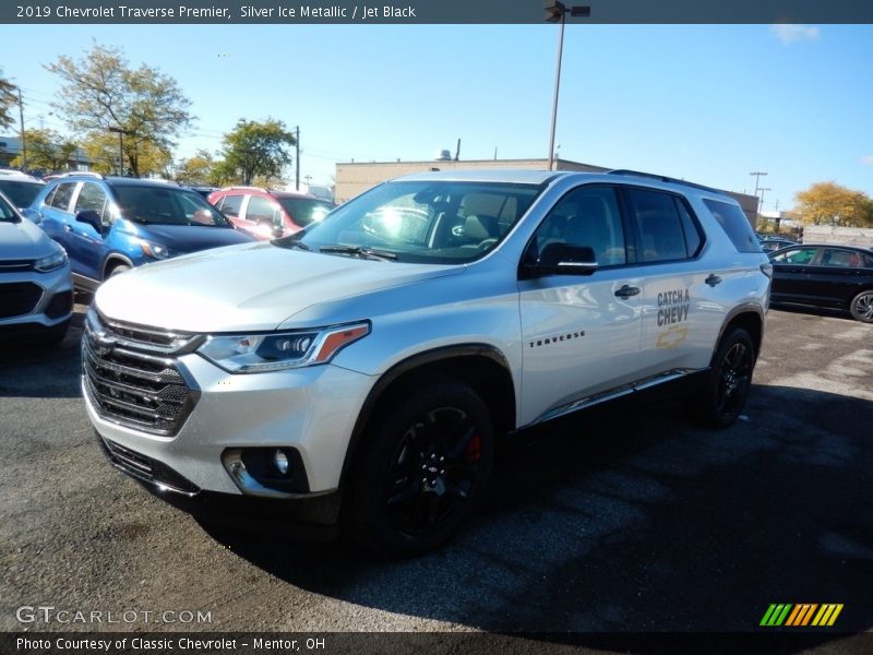 Silver Ice Metallic / Jet Black 2019 Chevrolet Traverse Premier