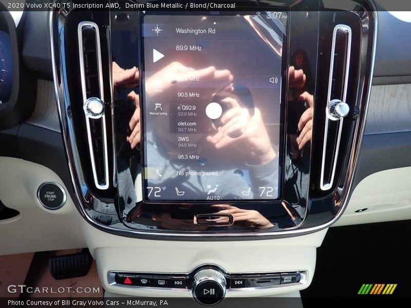 Denim Blue Metallic / Blond/Charcoal 2020 Volvo XC40 T5 Inscription AWD