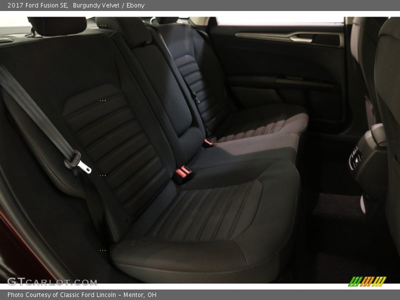 Burgundy Velvet / Ebony 2017 Ford Fusion SE