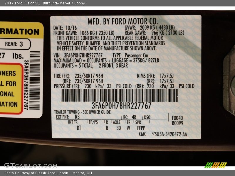 Burgundy Velvet / Ebony 2017 Ford Fusion SE