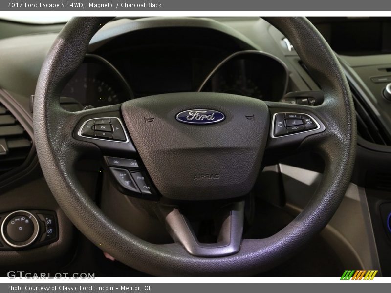 Magnetic / Charcoal Black 2017 Ford Escape SE 4WD