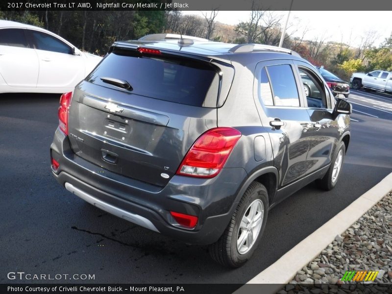 Nightfall Gray Metallic / Jet Black 2017 Chevrolet Trax LT AWD