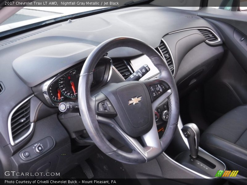 Nightfall Gray Metallic / Jet Black 2017 Chevrolet Trax LT AWD