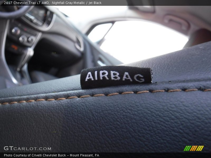 Nightfall Gray Metallic / Jet Black 2017 Chevrolet Trax LT AWD