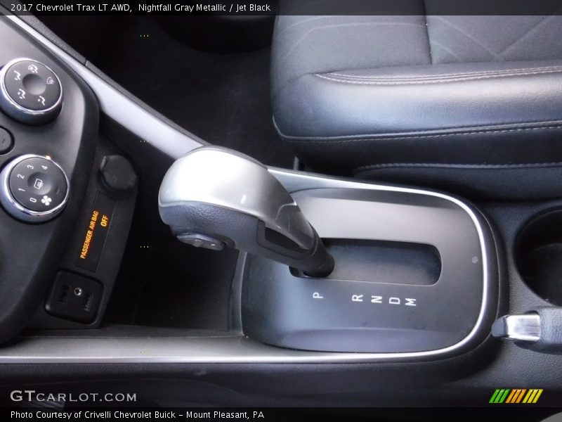 Nightfall Gray Metallic / Jet Black 2017 Chevrolet Trax LT AWD