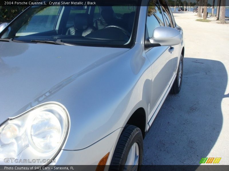 Crystal Silver Metallic / Black 2004 Porsche Cayenne S