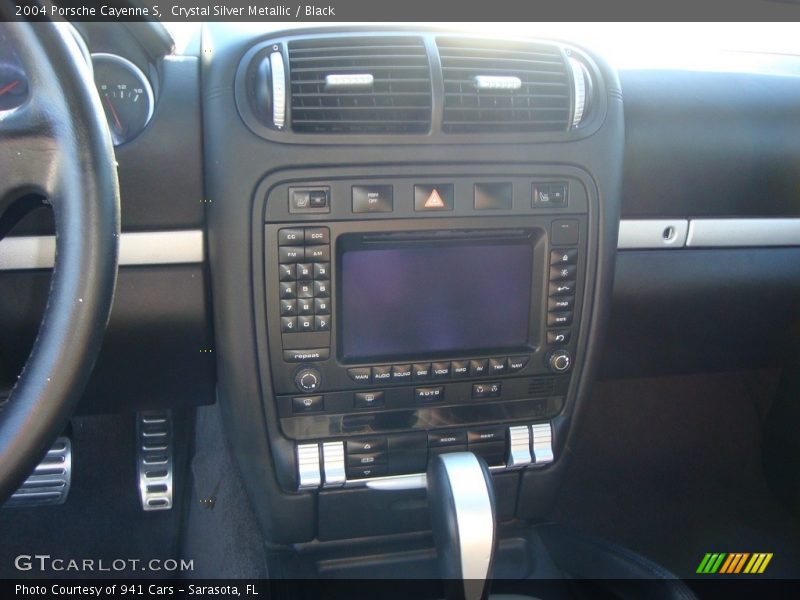 Crystal Silver Metallic / Black 2004 Porsche Cayenne S