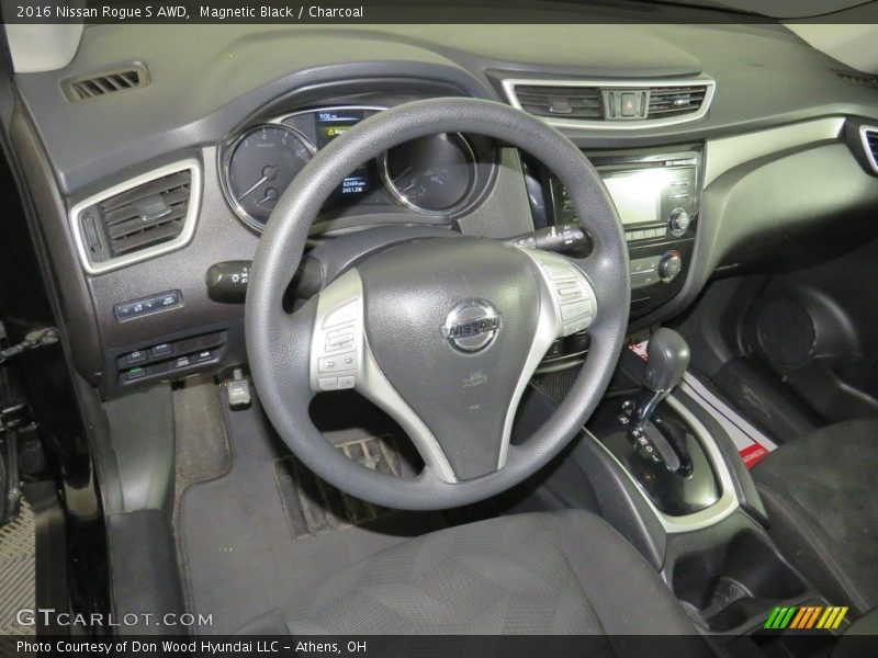 Magnetic Black / Charcoal 2016 Nissan Rogue S AWD
