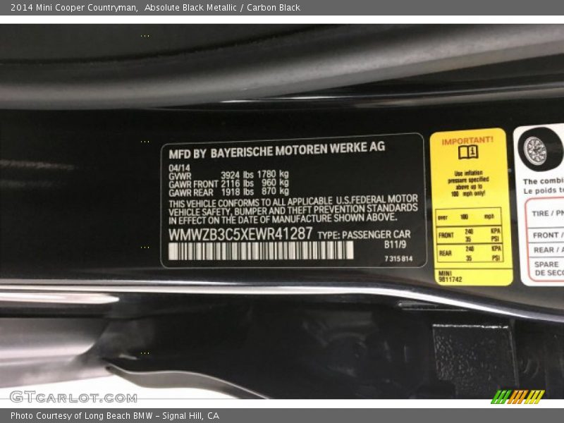 Absolute Black Metallic / Carbon Black 2014 Mini Cooper Countryman