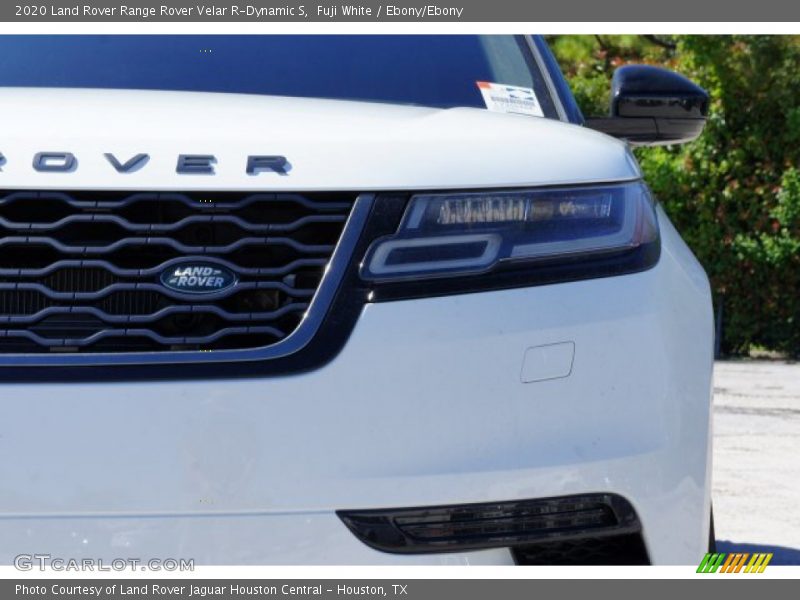 Fuji White / Ebony/Ebony 2020 Land Rover Range Rover Velar R-Dynamic S