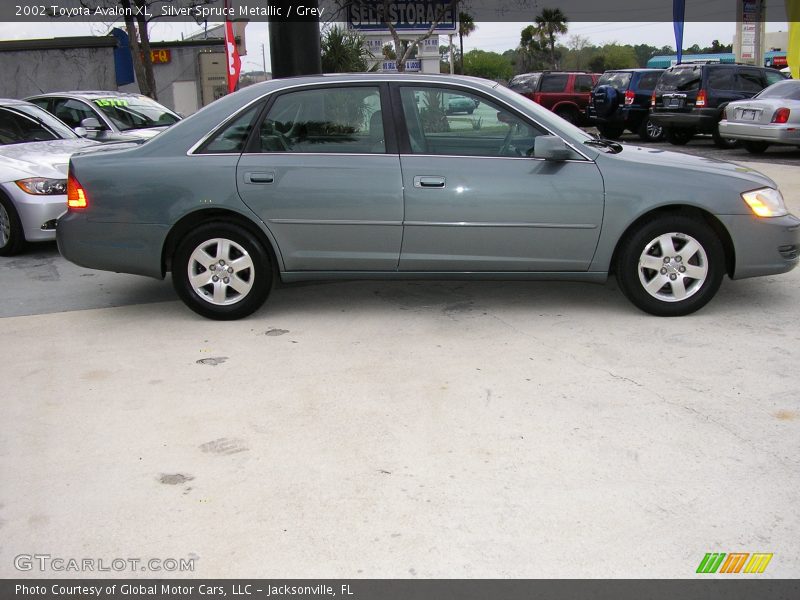 Silver Spruce Metallic / Grey 2002 Toyota Avalon XL