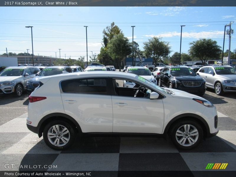 Clear White / Black 2017 Kia Sportage LX