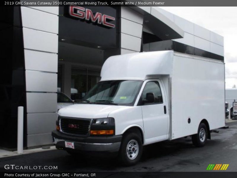 Summit White / Medium Pewter 2019 GMC Savana Cutaway 3500 Commercial Moving Truck