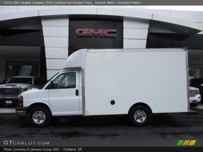 Summit White / Medium Pewter 2019 GMC Savana Cutaway 3500 Commercial Moving Truck