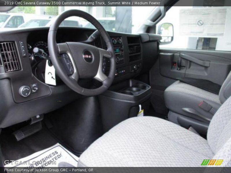 Summit White / Medium Pewter 2019 GMC Savana Cutaway 3500 Commercial Moving Truck