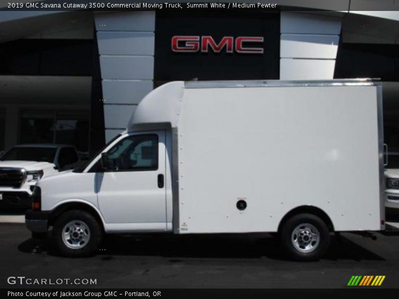 Summit White / Medium Pewter 2019 GMC Savana Cutaway 3500 Commercial Moving Truck