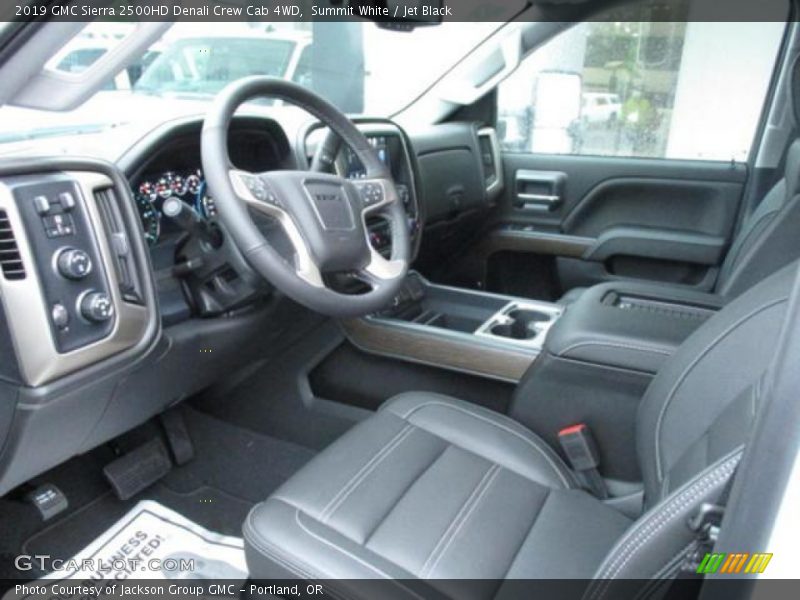 Summit White / Jet Black 2019 GMC Sierra 2500HD Denali Crew Cab 4WD